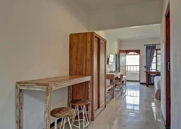 Sanur Lodge